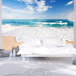 ARTGEIST - Fototapet fra en strand med skummende hav - Flere størrelser 150x105