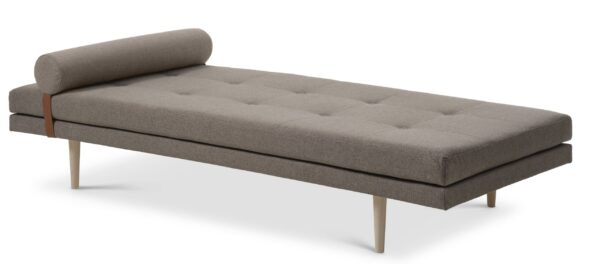 Kennedy daybed